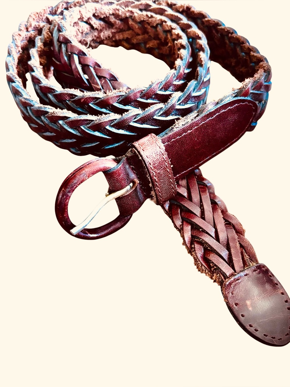 Beautiful Vintage Leather
Braided Belt
Made in Uruguay 
34